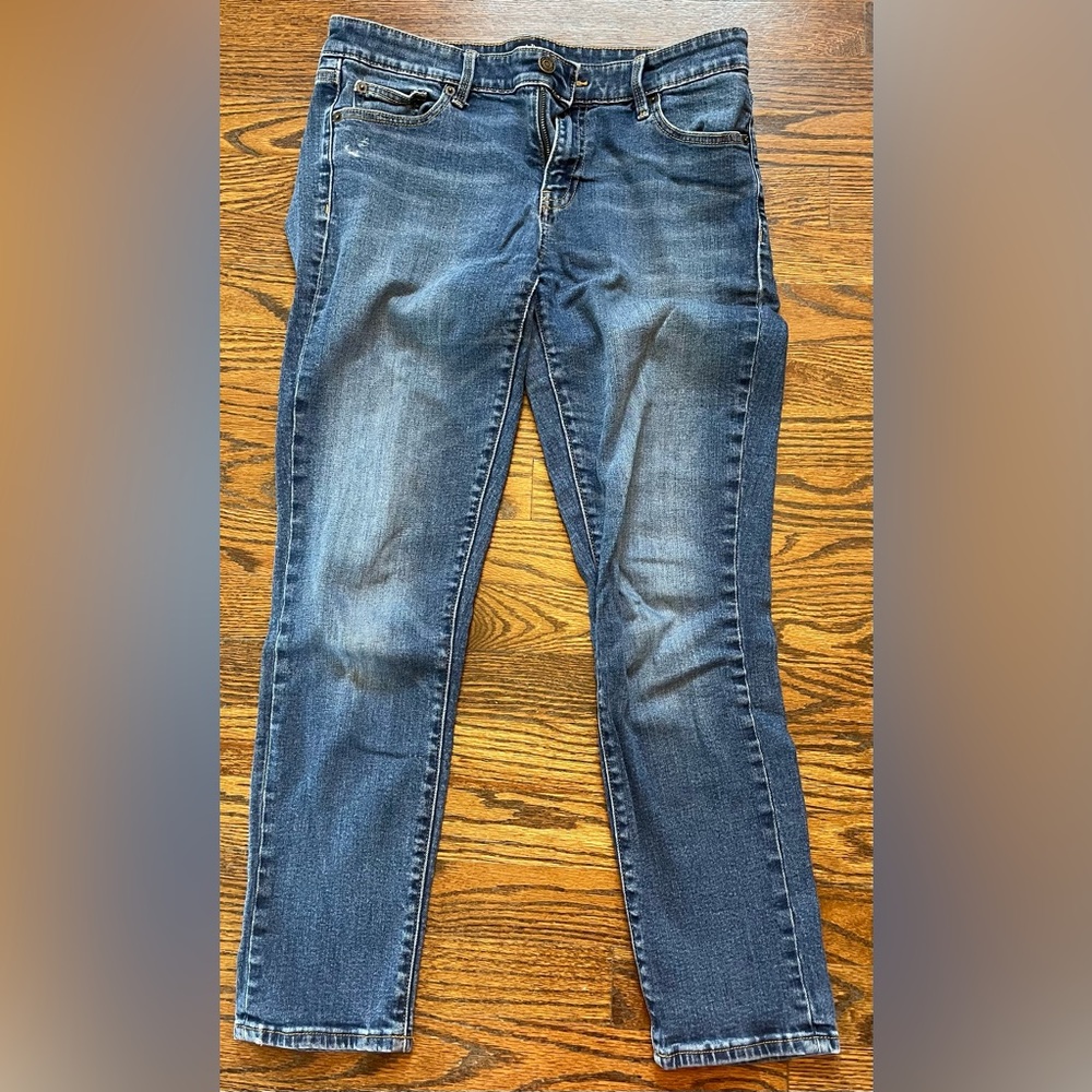 Ankle length, boyfriend girlfriend style, cropped blue faded wash, jeans